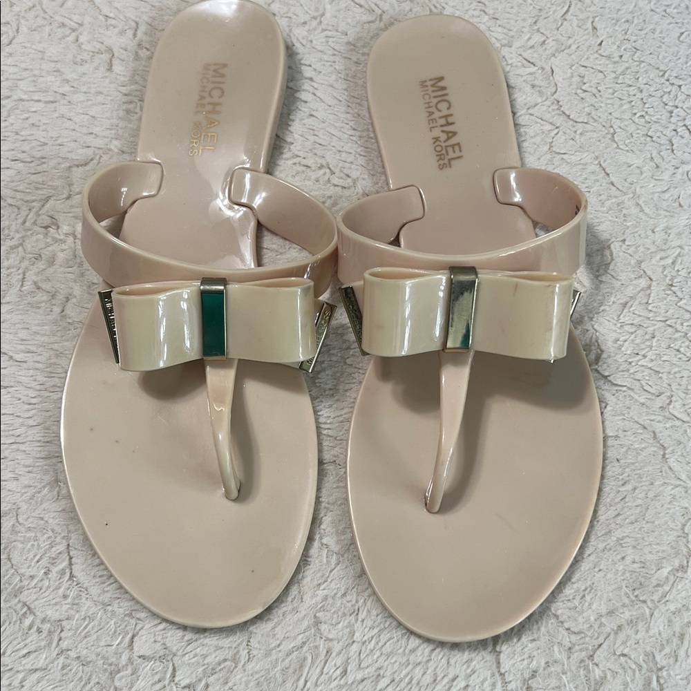 Michael Kors “Kayden” Jelly Bow Sandals – Size 8 (EUC)